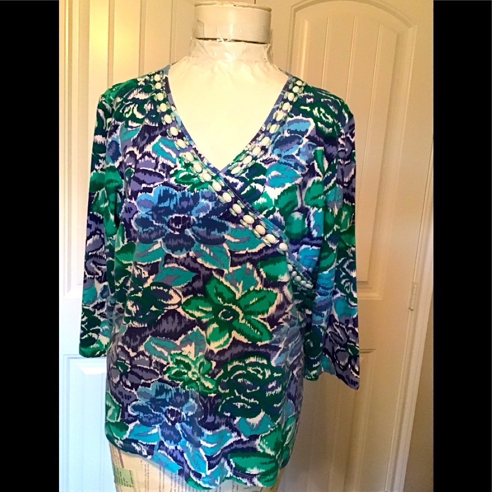 Kate and Henry beaded v neck 3/4 length sleeve top